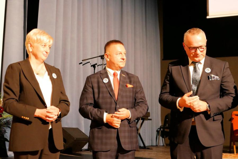 	Osiem dekad działalności to piękna historia