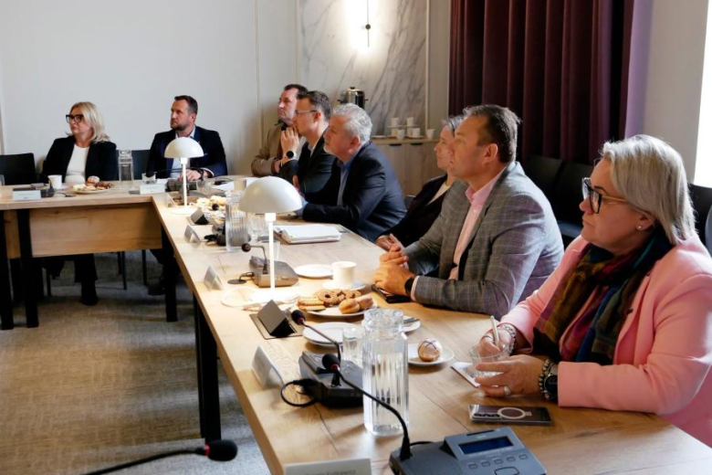 Władze Powiatu Średzkiego spotkały się z przedstawicielami gmin