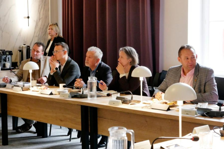 Władze Powiatu Średzkiego spotkały się z przedstawicielami gmin
