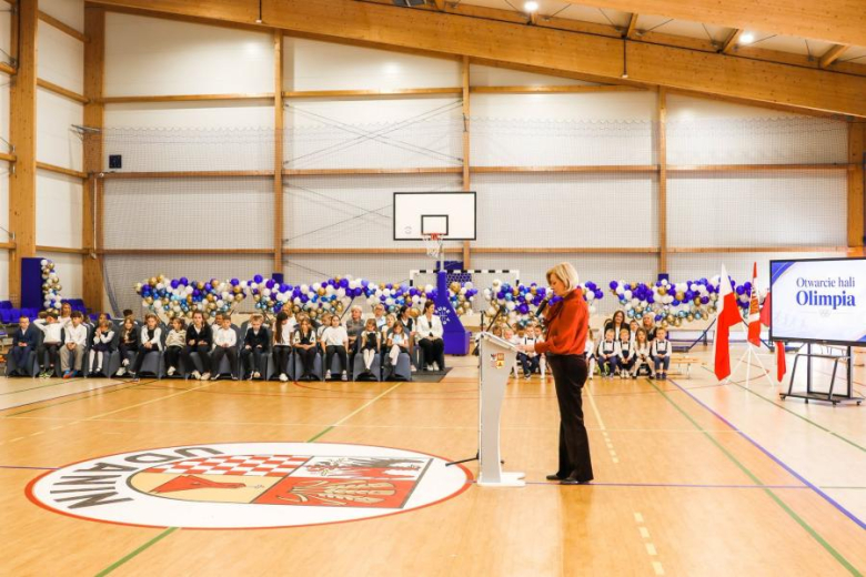 Olimpia oficjalnie otwarta