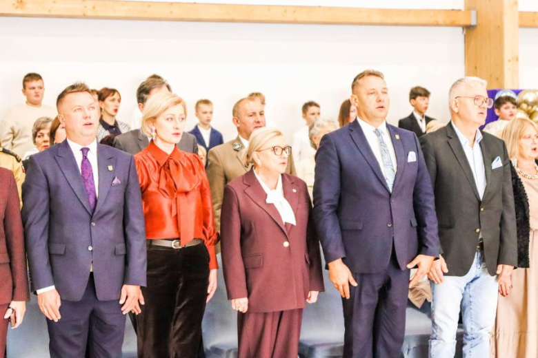 Olimpia oficjalnie otwarta