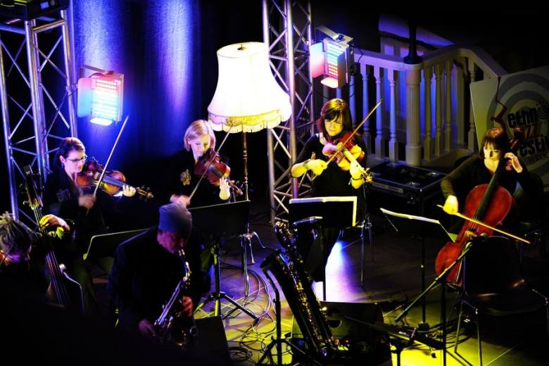 Voo Voo i Ladies String Quartet