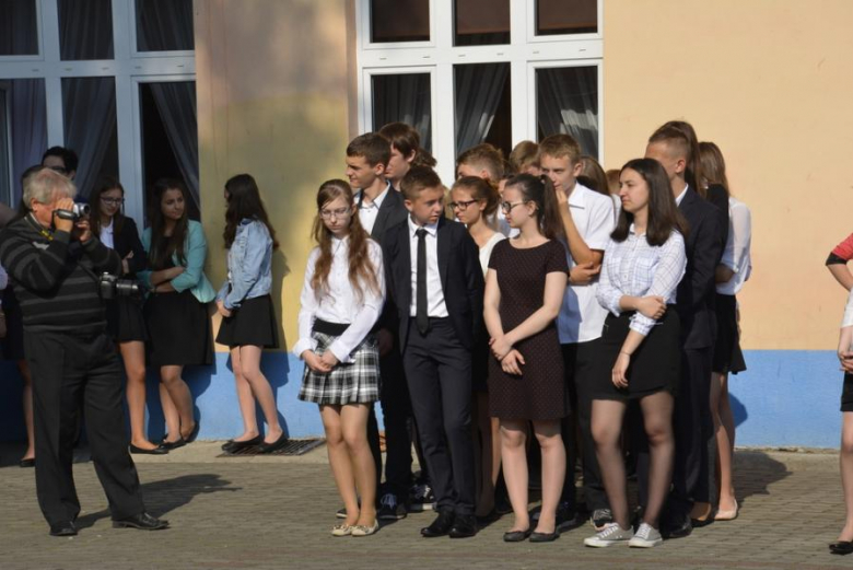 Apel kończący rok szkolny 2014/2015