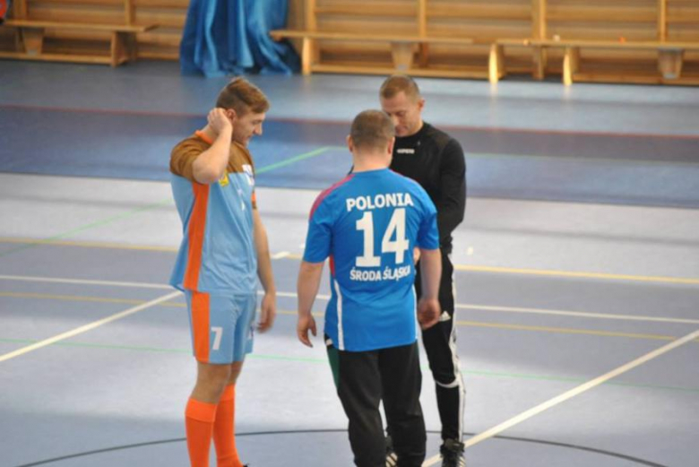 W turnieju brało udział 11 drużyn