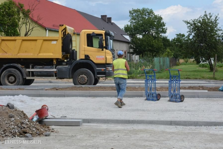 Budowa nowej szkoły w Lutyni