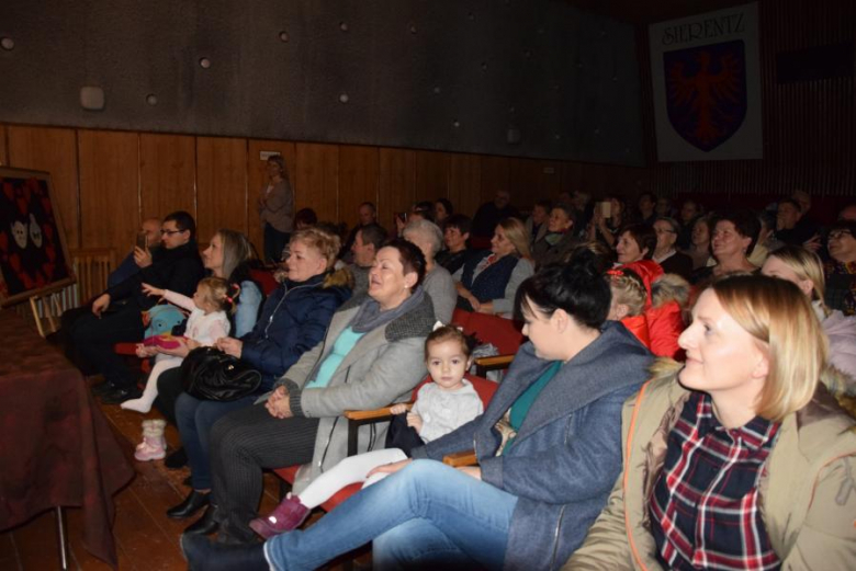 Akademia w Gminnym Ośrodku Kultury w Kostomłotach