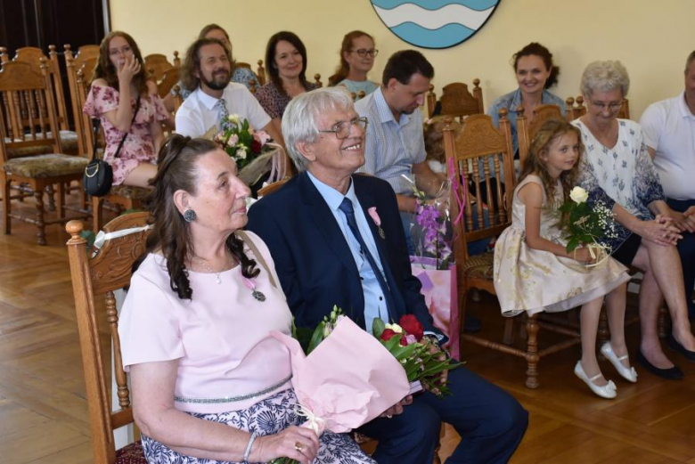 Złote Gody państwa Stachów w Urzędzie Gminy Malczyce