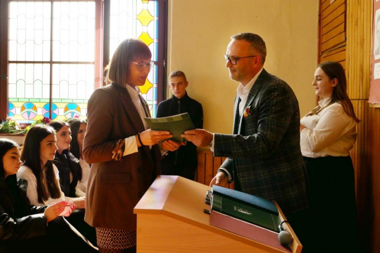 Dzień Edukacji Narodowej to okazja do docenienia trudnej i odpowiedzialnej pracy