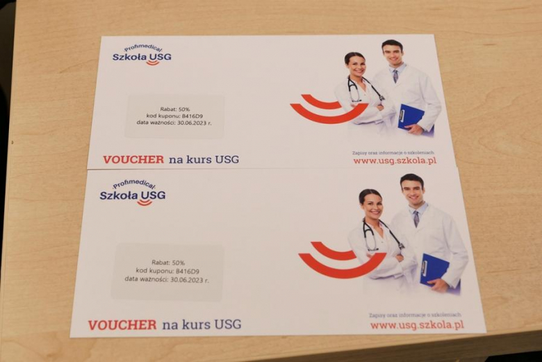 Dzięki darowiźnie Gminy Miękinia nowy sprzęt trafił do Średzkiego Centrum Zdrowia [Zdjęcia]