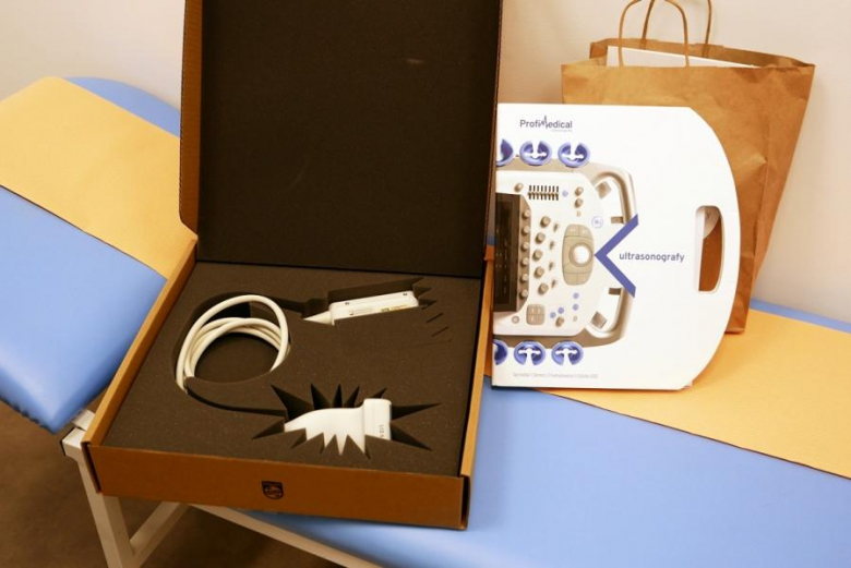 Dzięki darowiźnie Gminy Miękinia nowy sprzęt trafił do Średzkiego Centrum Zdrowia [Zdjęcia]