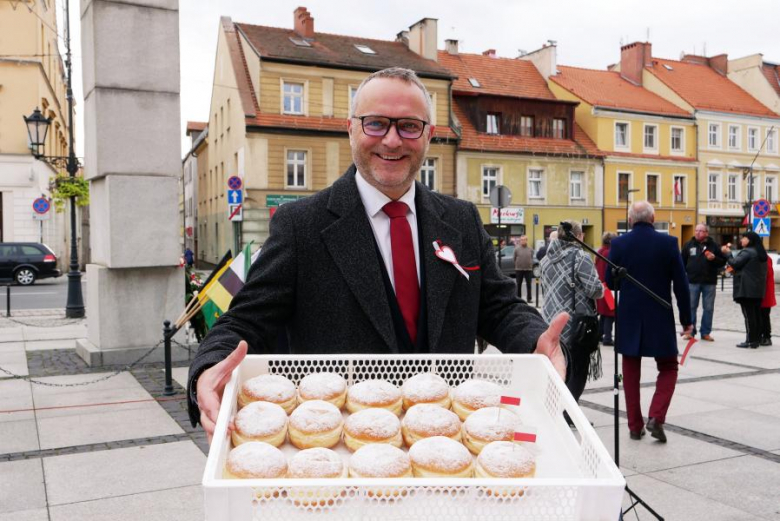 Uroczysty i radosny 11 listopada