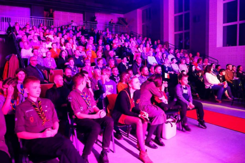 Uroczysty i radosny 11 listopada