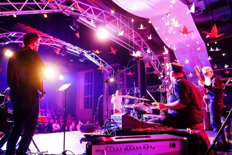 Uroczysty i radosny 11 listopada