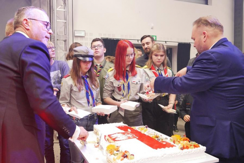 Uroczysty i radosny 11 listopada