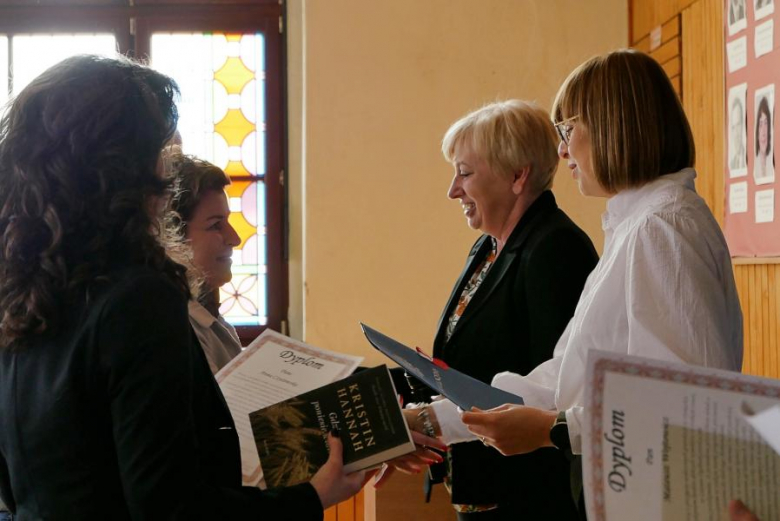 Powiatowe szkoły pożegnały maturzystów