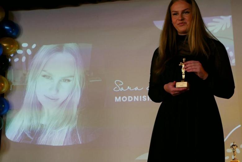 Powiatowe szkoły pożegnały maturzystów