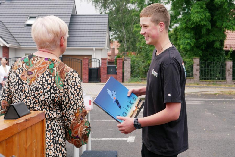 Zakończenie roku szkolnego w powiatowych szkołach średnich