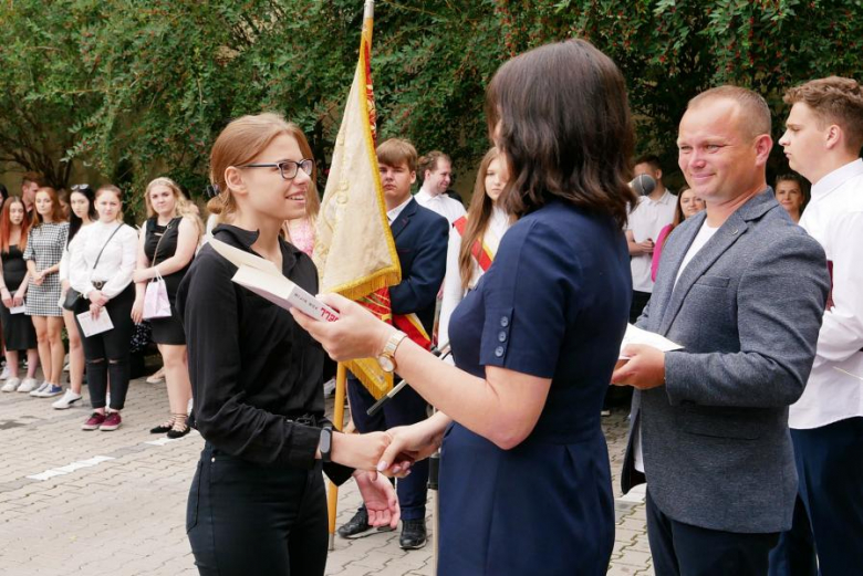 Zakończenie roku szkolnego w powiatowych szkołach średnich