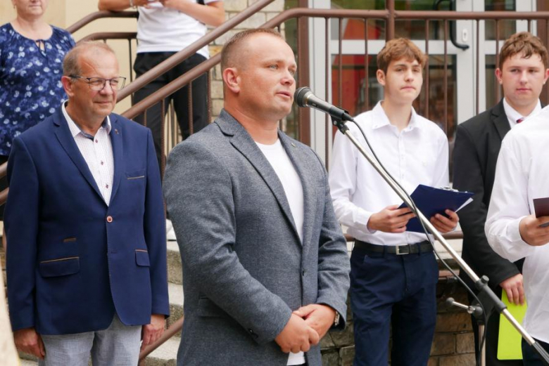 Zakończenie roku szkolnego w powiatowych szkołach średnich