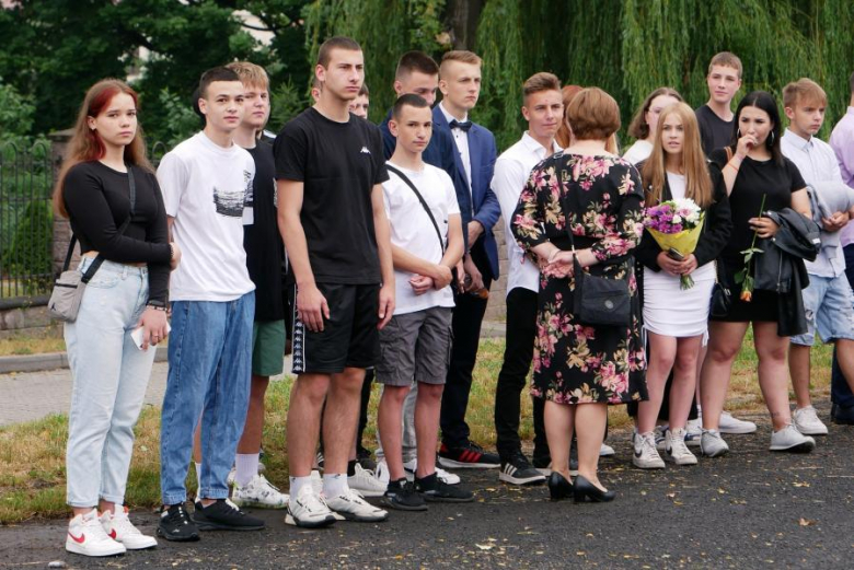 Zakończenie roku szkolnego w powiatowych szkołach średnich