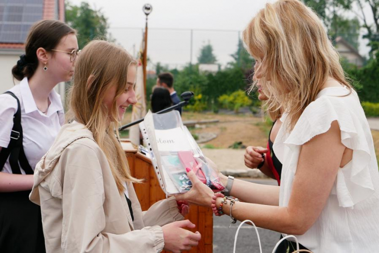 Zakończenie roku szkolnego w powiatowych szkołach średnich