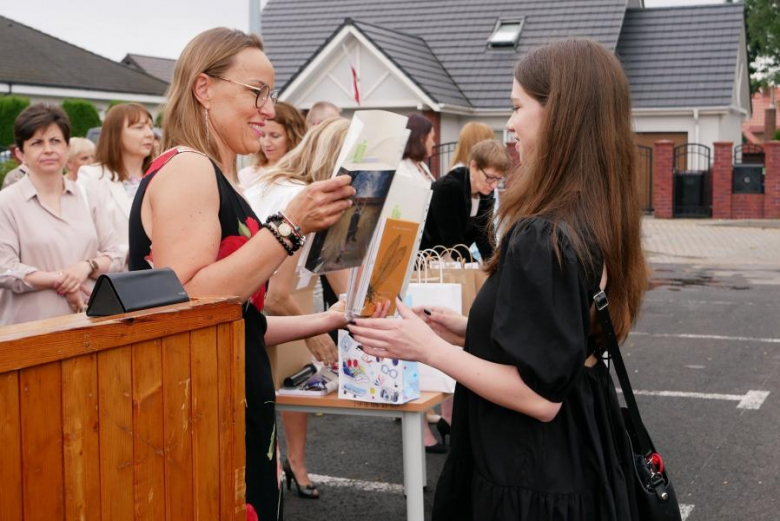 Zakończenie roku szkolnego w powiatowych szkołach średnich