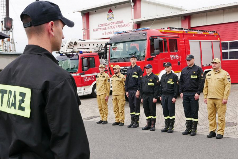 Ślubowanie wraz z nadaniem stopni służbowych trzem nowym funkcjonariuszom