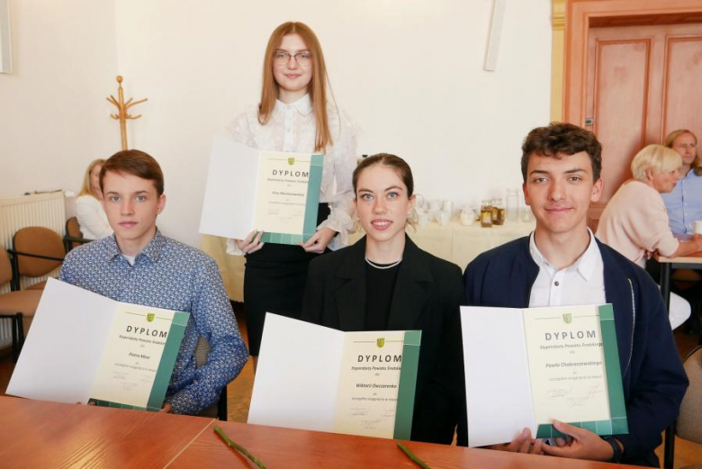 Kolejne stypendia rozdane