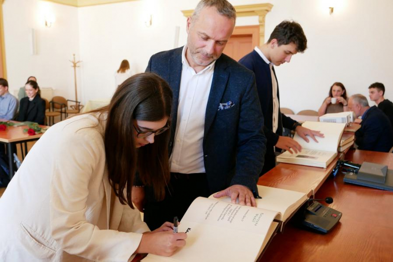 Kolejne stypendia rozdane