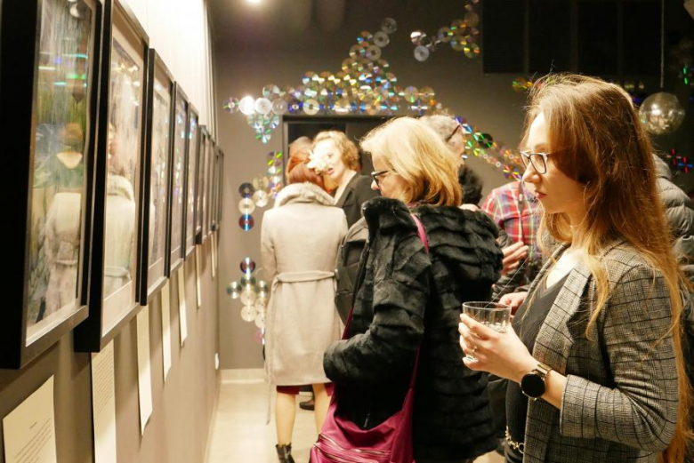 Wernisaż wystawy w Powiatowym Centrum Kultury Alternatywnej