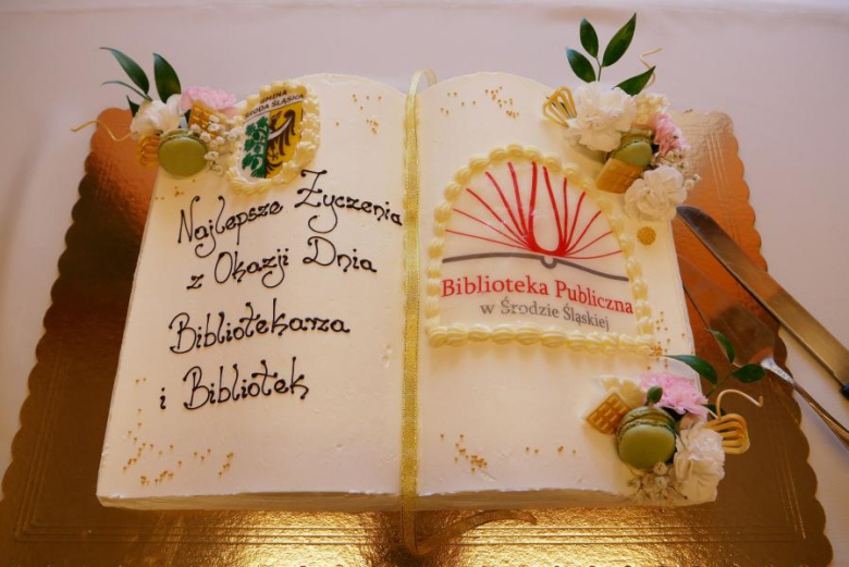 Spotkanie z okazji Dnia Bibliotekarza i Bibliotek.