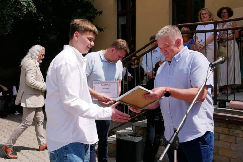 Powiatowe placówki oświatowe zakończyły rok szkolny