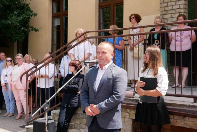 Powiatowe placówki oświatowe zakończyły rok szkolny