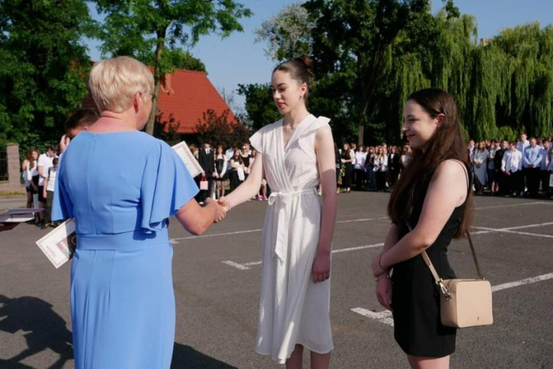 Powiatowe placówki oświatowe zakończyły rok szkolny