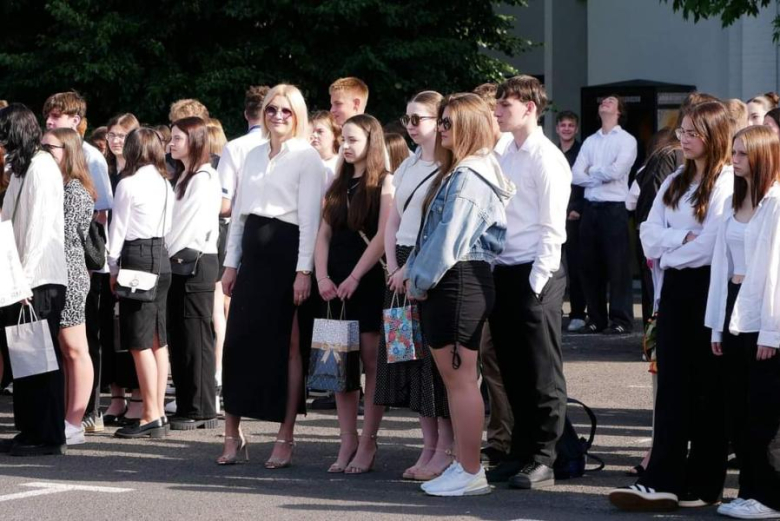 Powiatowe placówki oświatowe zakończyły rok szkolny