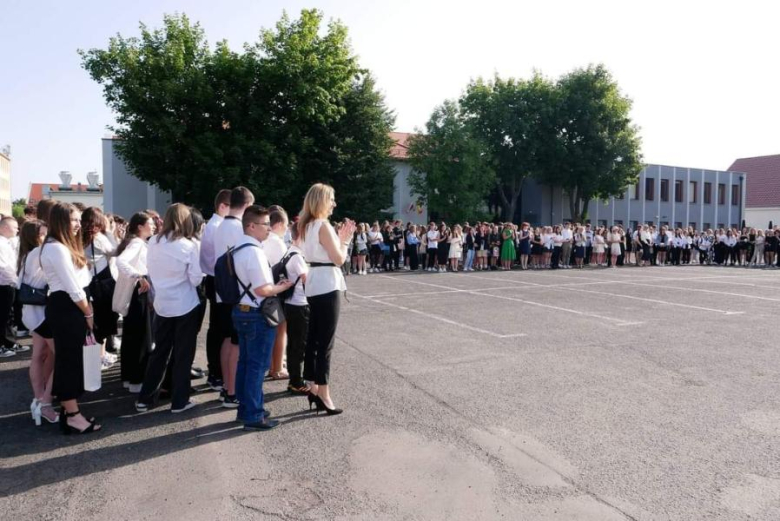 Powiatowe placówki oświatowe zakończyły rok szkolny