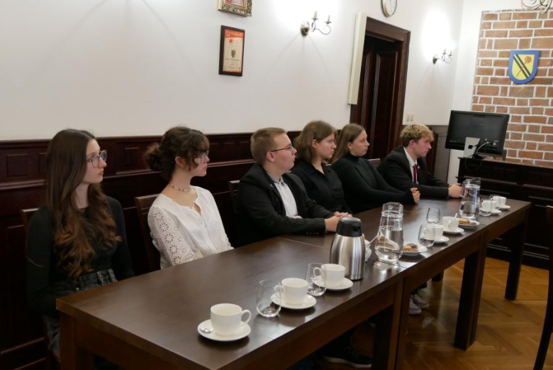 Posiedzenie Młodzieżowej Rady Miejskiej w Środzie Śląskiej