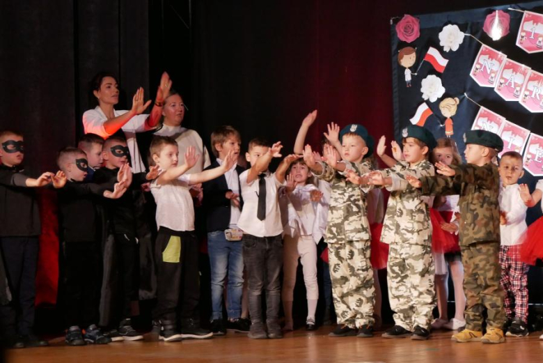 Występ przedszkolaków z Przedszkola Publicznego nr 1 w Środzie Śląskiej