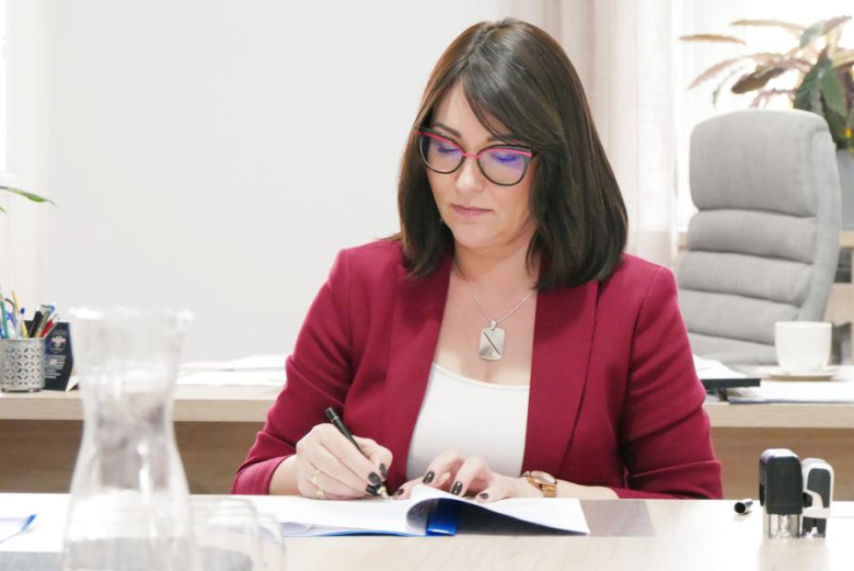 Budowa nowego chodnika w Środzie Śląskiej