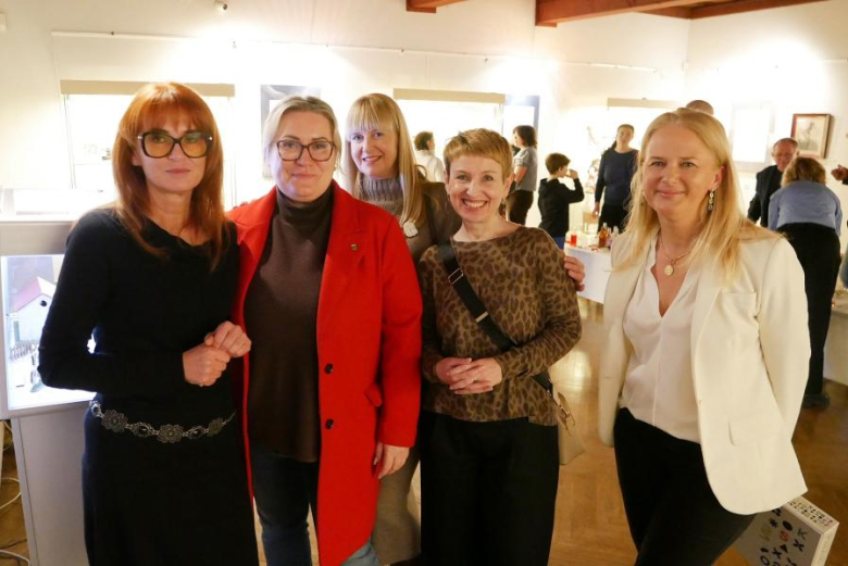 "Zaczarowany świat dziecięcych zabawek"