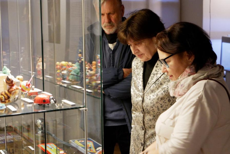 "Zaczarowany świat dziecięcych zabawek"