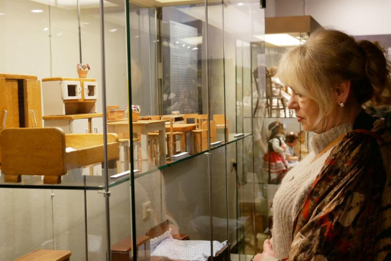 "Zaczarowany świat dziecięcych zabawek"