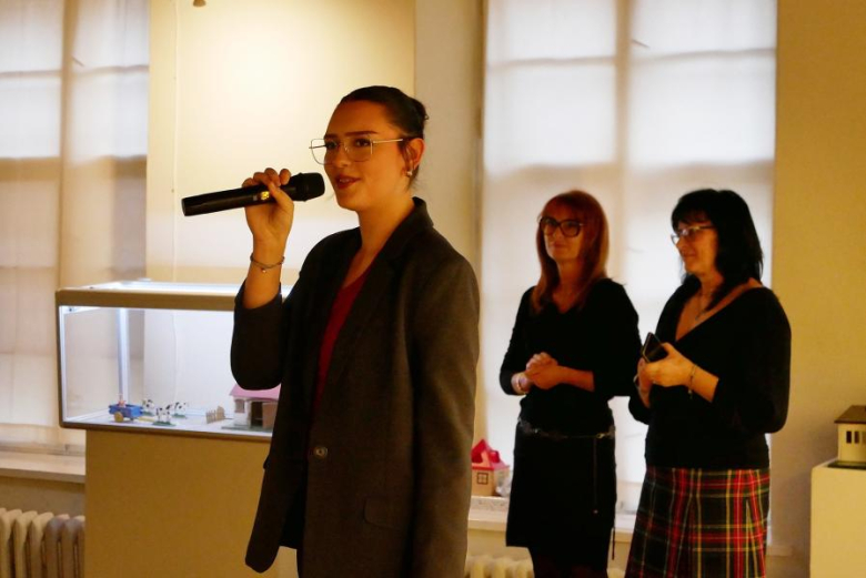 "Zaczarowany świat dziecięcych zabawek"