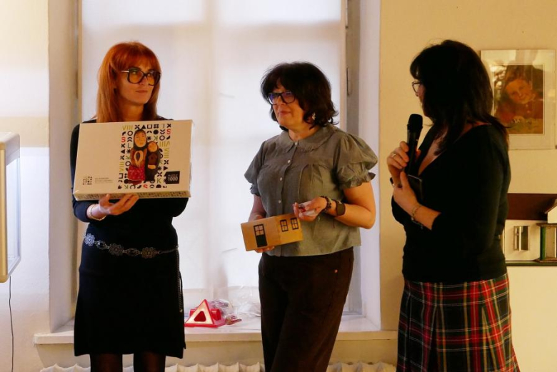 "Zaczarowany świat dziecięcych zabawek"