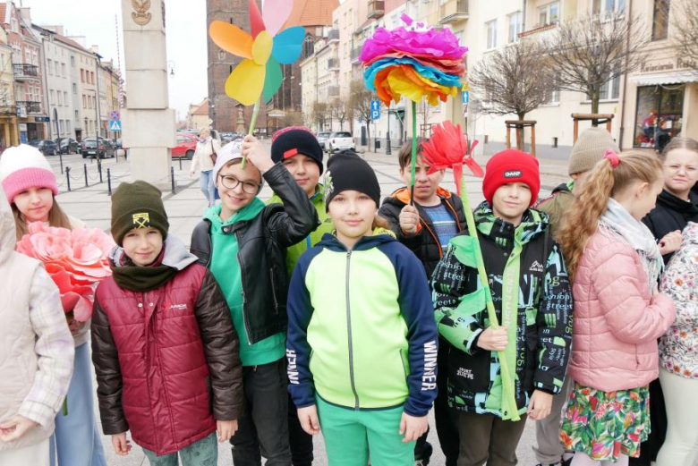 Pierwszy Dzień Wiosny na średzkim Rynku