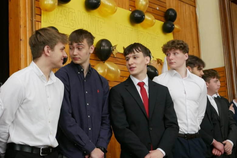 Zakończenie roku szkolnego klas maturalnych