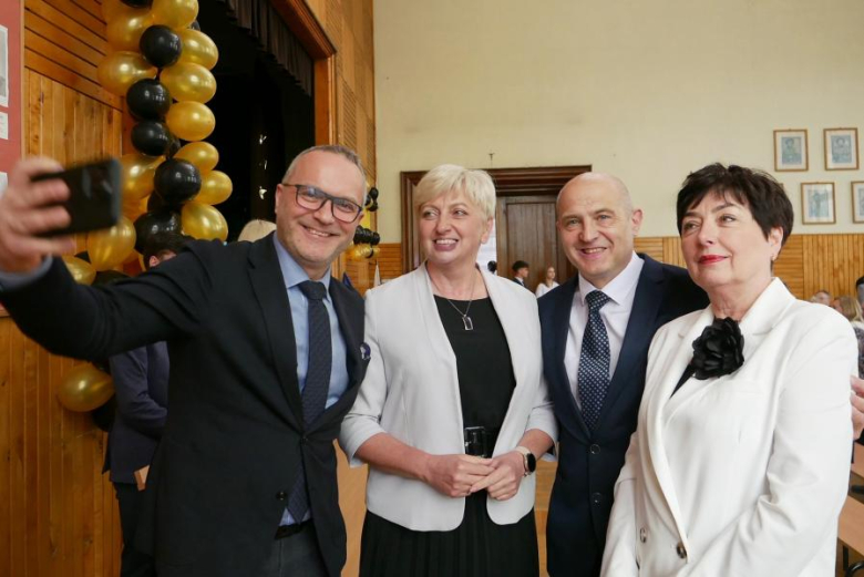 Zakończenie roku szkolnego klas maturalnych