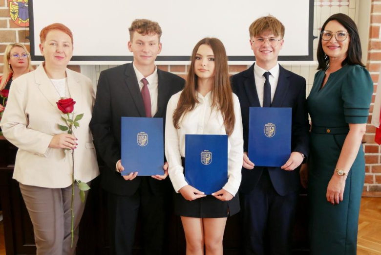 Stypendia dla najzdolniejszych uczniów