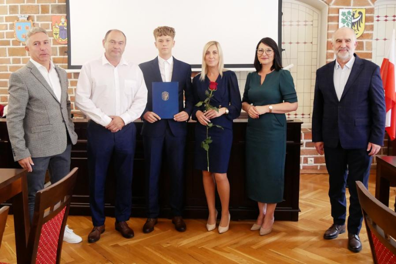 Stypendia dla najzdolniejszych uczniów