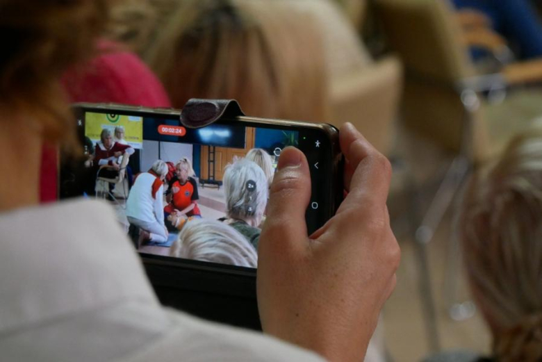 Spotkanie o bezpieczeństwie i potrzebach seniorów w Domu Kultury